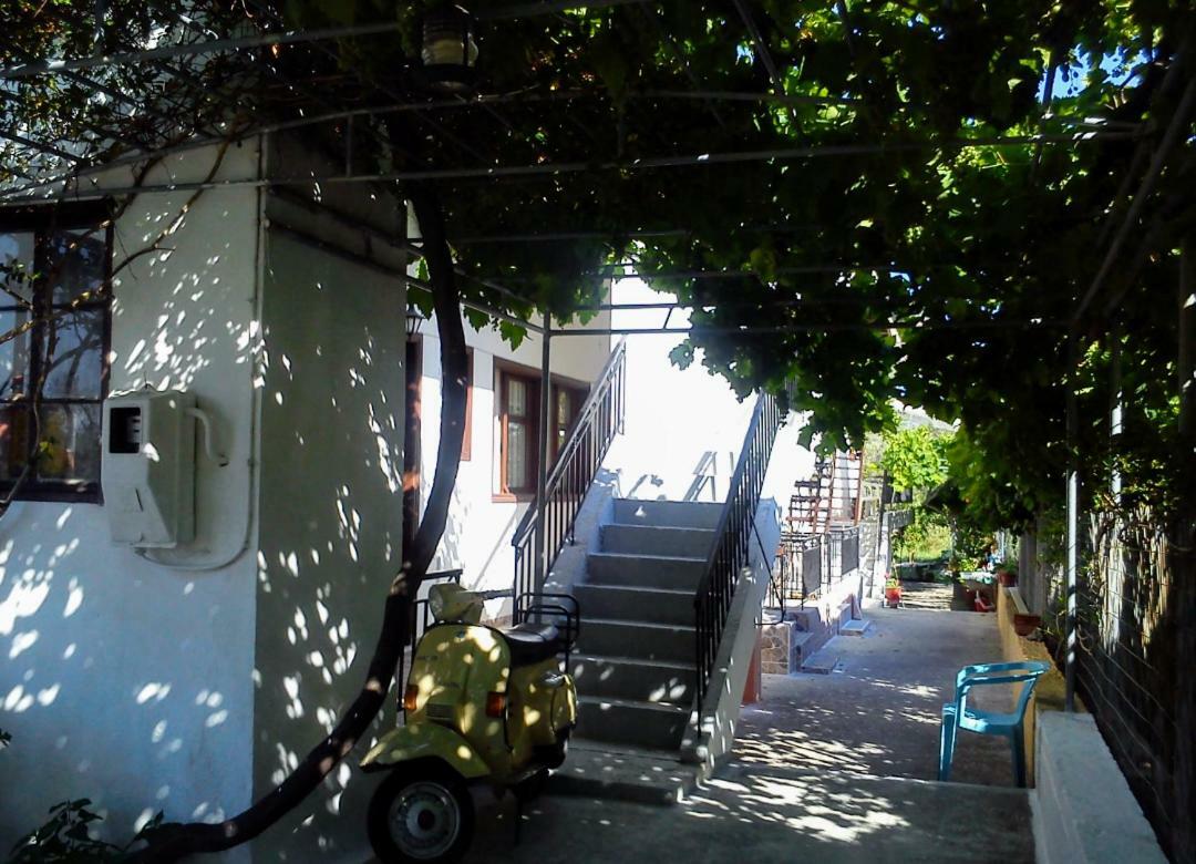 Apartamento Petralonia Mytilíni Exterior foto